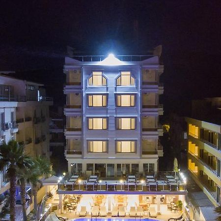 Amphora Hotel Ayvalik Exterior photo